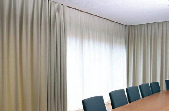 辦公室電動卷簾